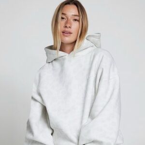 Comfrt Minimalist Snow Leopard Hoodie